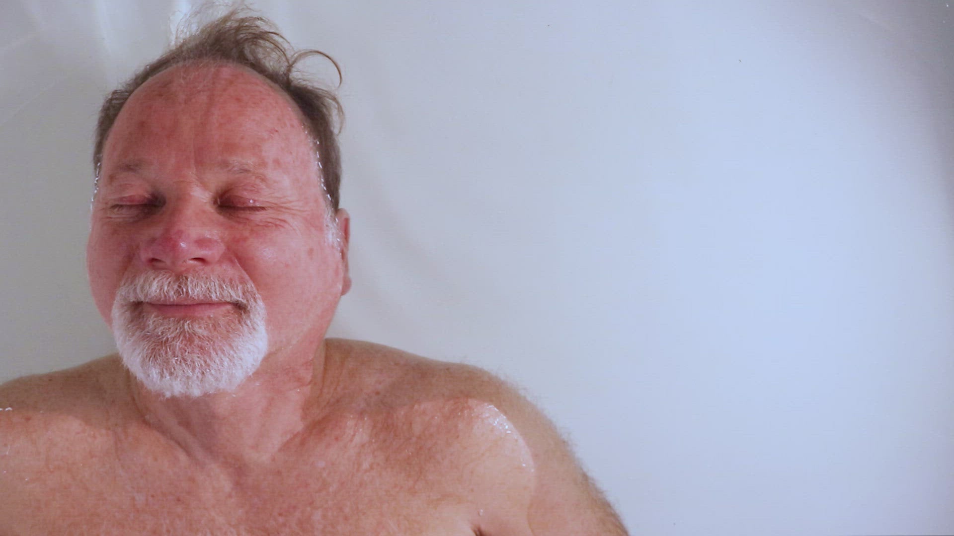 Kevin Face Right Side Up – Art of the Float